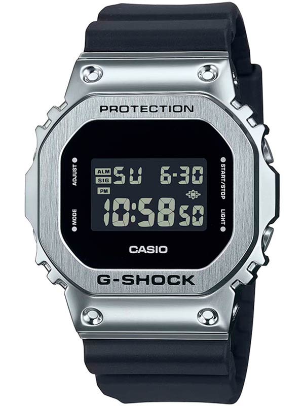 Casio GM-5600U-1ER
