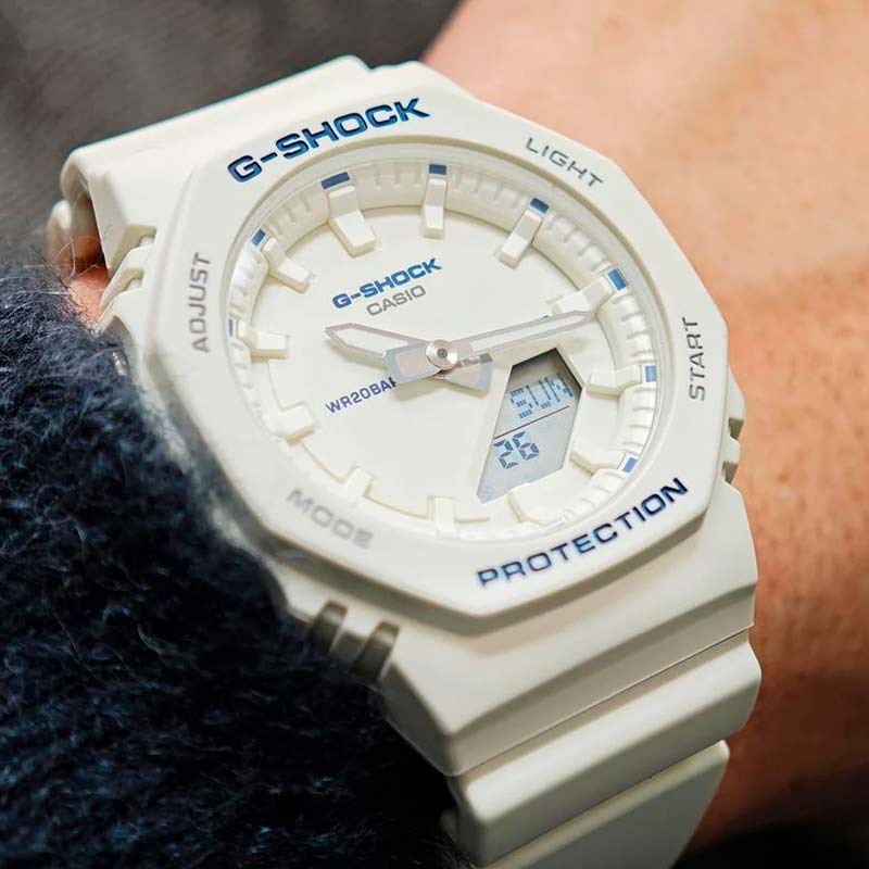 Casio GMA-P2100BA-7AER Casio GMA-P2100BA-7AER