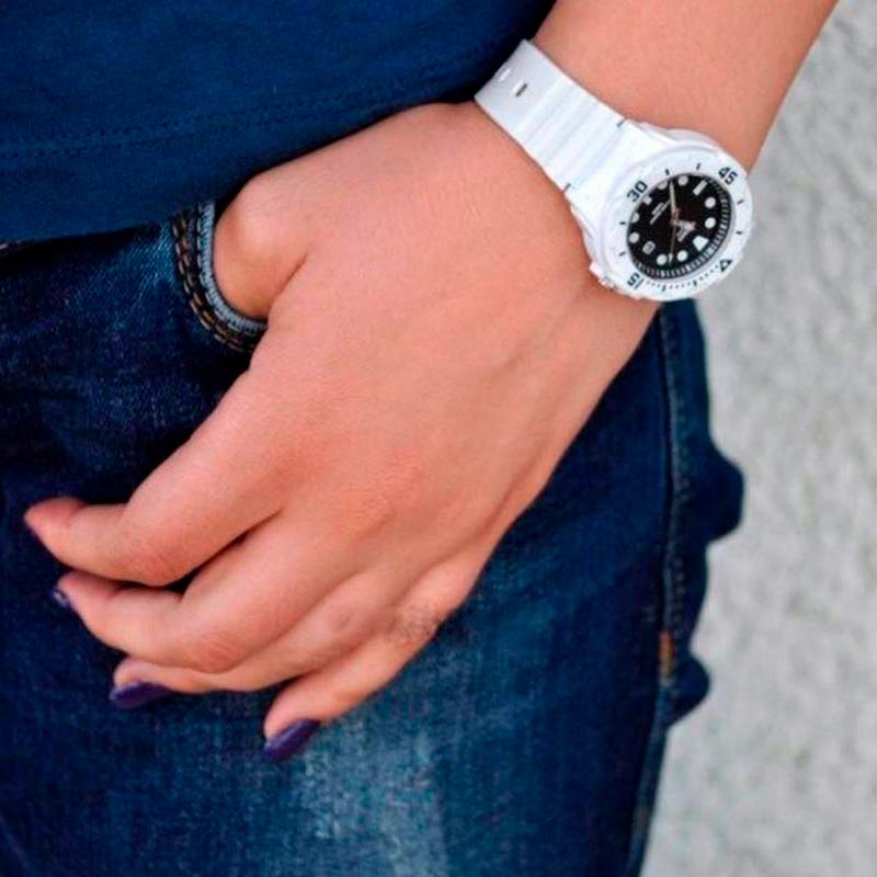 Casio LRW-200H-1EVEF Casio LRW-200H-1EVEF