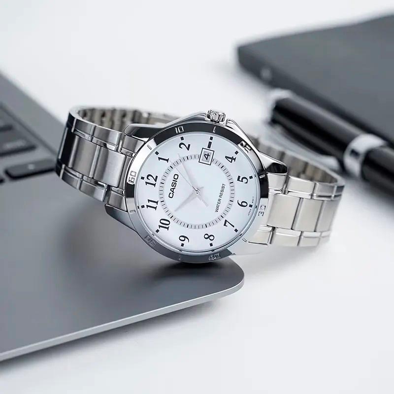 Casio LTP-V004D-7B Casio LTP-V004D-7B