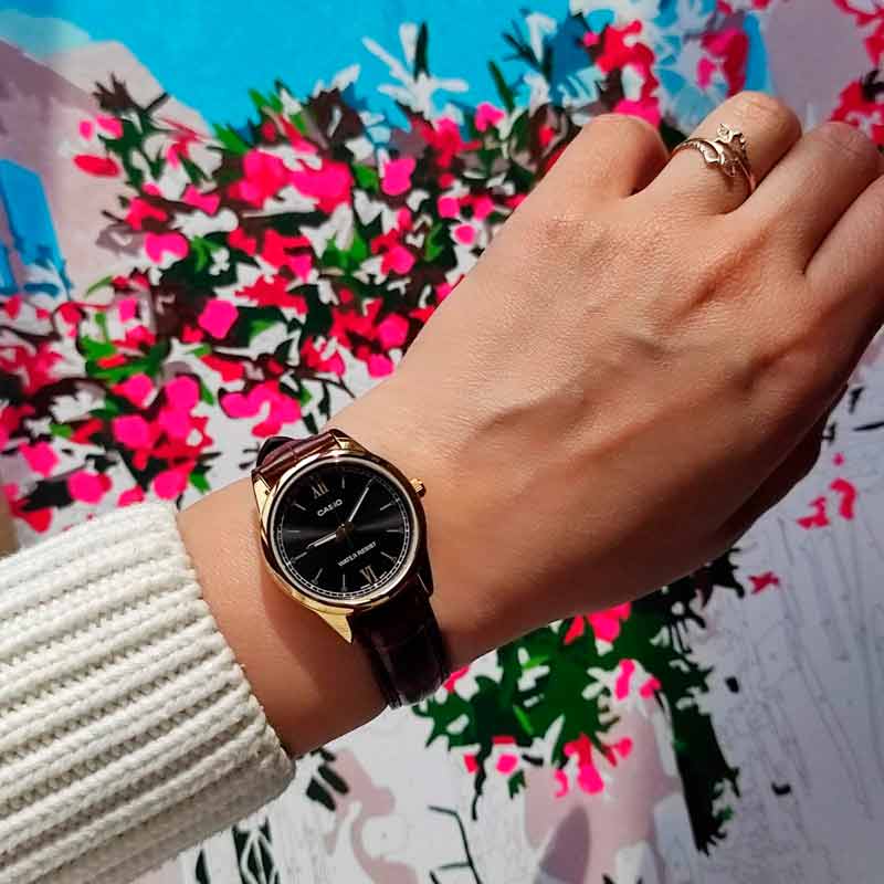 Casio LTP-V005GL-1B2 Casio LTP-V005GL-1B2