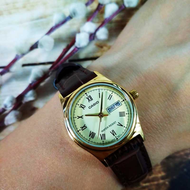 Casio LTP-V006GL-9B Casio LTP-V006GL-9B