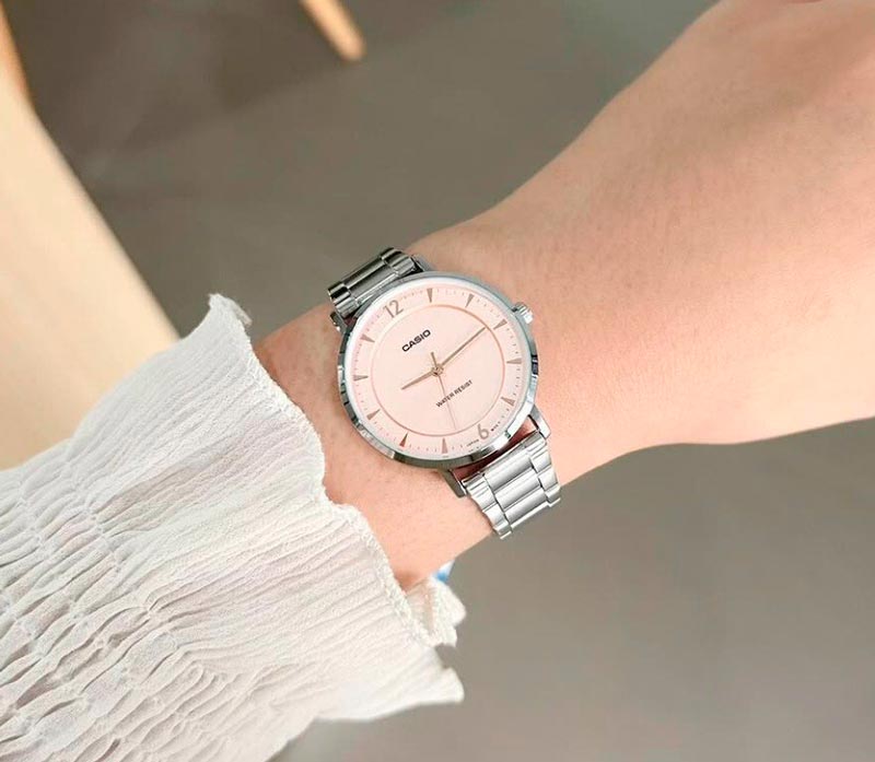 Casio LTP-VT04D-4A Casio LTP-VT04D-4A